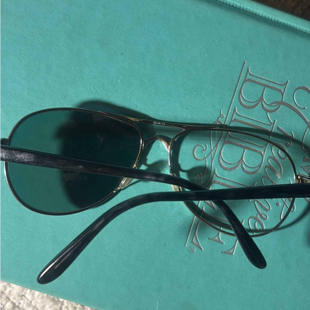 Women’s Oakley Aviator sunglasses Frames “FeedBacks”